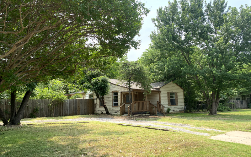 412 Harmon Rd, Hurst, Texas 76053, 3 Bedrooms Bedrooms, ,Residential,As-Is Properties,Harmon,1,20062213