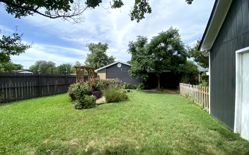 2612 Yale St, Irving, Texas 75061, 3 Bedrooms Bedrooms, ,Residential,As-Is Properties,Yale,1,20079072