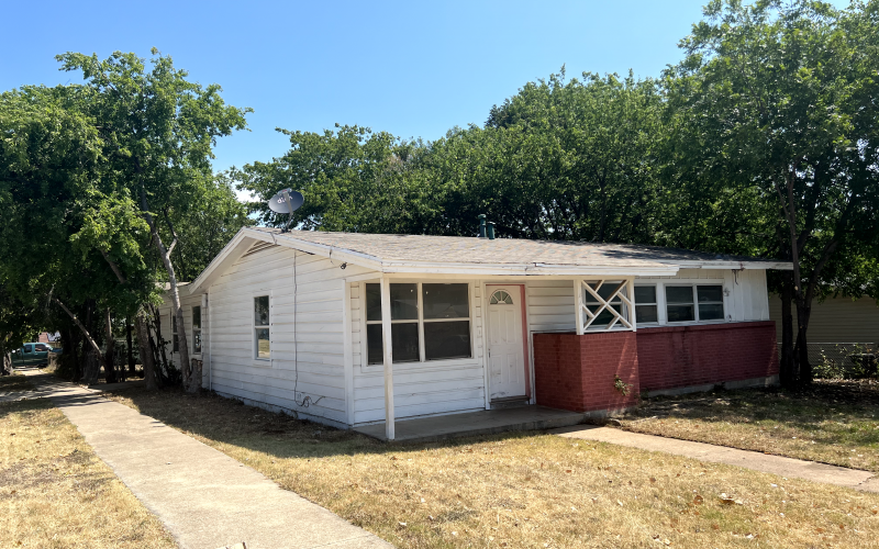 4401 Crenshaw Ave, Fort Worth, Texas 76105, 3 Bedrooms Bedrooms, ,Residential,As-Is Properties,Crenshaw,1,20095708