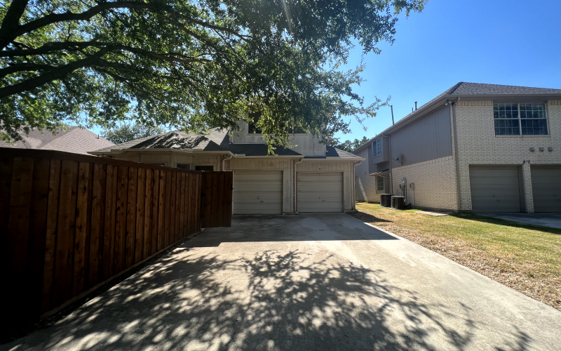 913 Fenimore Dr, Lewisville, Texas 75077, 3 Bedrooms Bedrooms, ,Residential,As-Is Properties,Fenimore,2,20110069