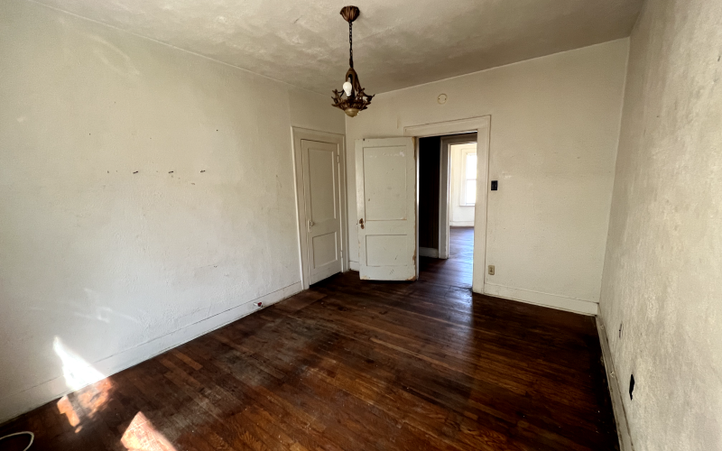 2039 Berwick Ave, Dallas, Texas 75203, 2 Bedrooms Bedrooms, ,Residential,As-Is Properties,Berwick,1,20110072