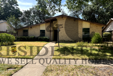 3018 Flagstone Dr, Garland, Texas 75044, 3 Bedrooms Bedrooms, ,Residential,As-Is Properties,Flagstone,1,20139177