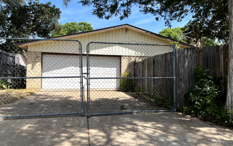 3018 Flagstone Dr, Garland, Texas 75044, 3 Bedrooms Bedrooms, ,Residential,As-Is Properties,Flagstone,1,20139177