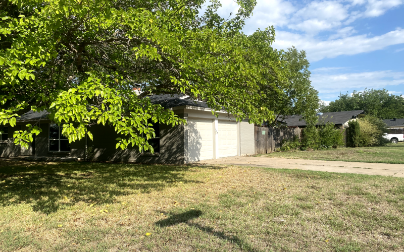 625 Maple Ave, Burleson, Texas 76028, 3 Bedrooms Bedrooms, ,Residential,As-Is Properties,Maple,1,20150581