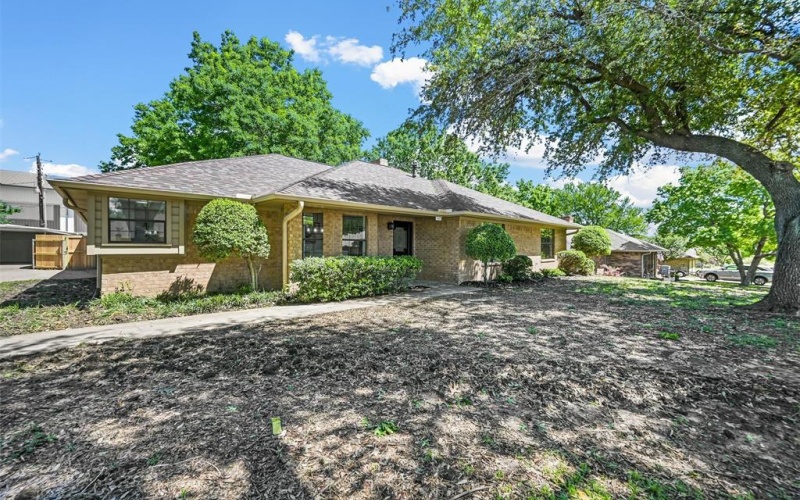 1008 Westgate Drive, Farmersville, Texas 75442, 3 Bedrooms Bedrooms, ,2 BathroomsBathrooms,Residential,For Sale,Westgate,20586312